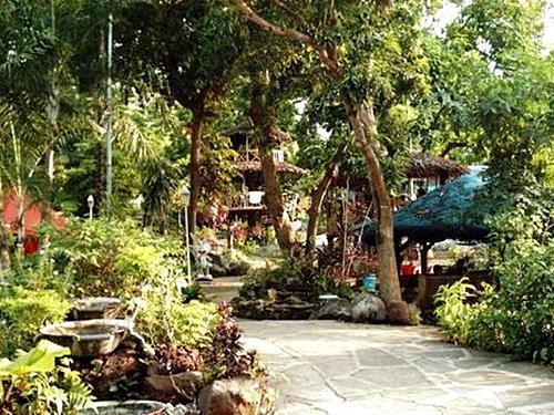 Dona Jovita Garden Resort Calamba  Buitenkant foto